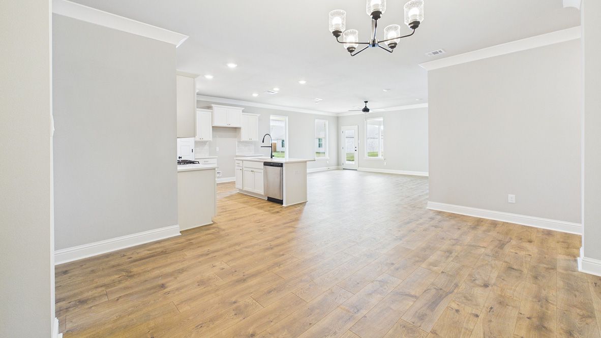 235 South Lakepointe Drive. Lafayette, LA 70506