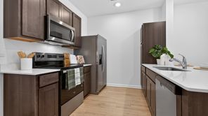 320 COUNSEL STREET (BRADFORD)