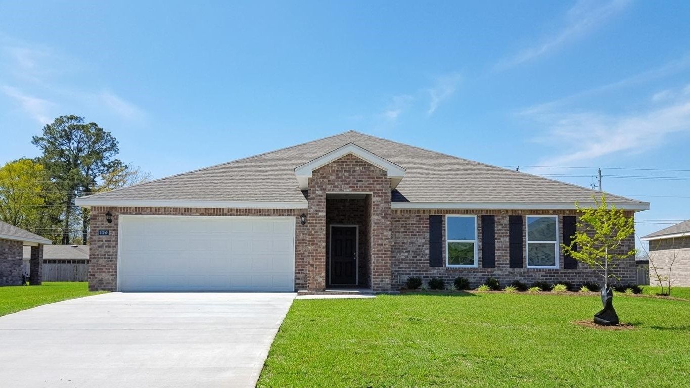 101 Mulberry Drive. Lucedale, MS 39452