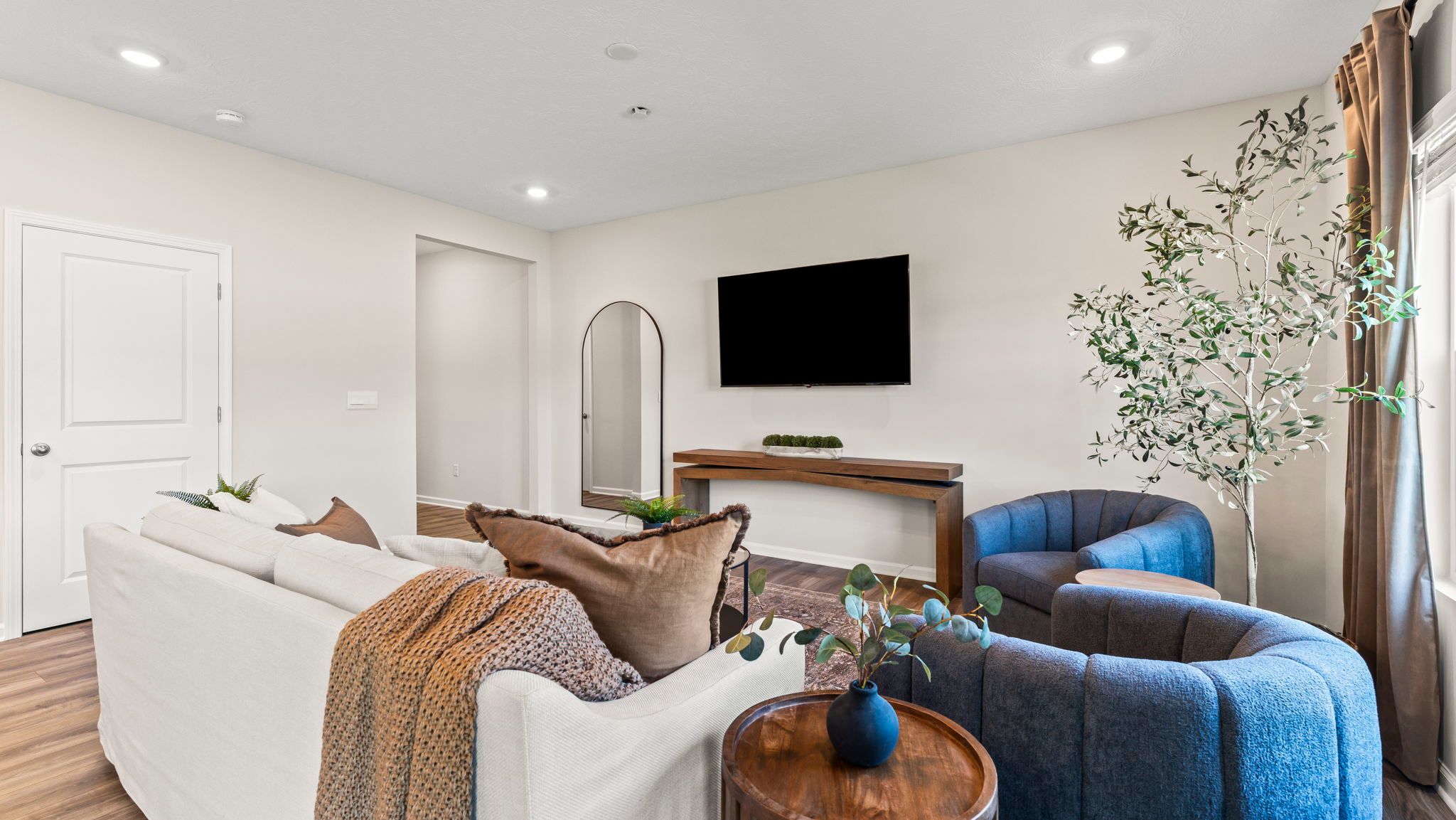 casa en Whispering Pines por D.R. Horton
