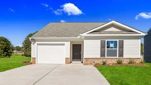 211 Strudwick Way (SANFORD)