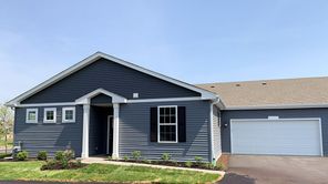 6447 Maple Glen Drive (CHANDLER)