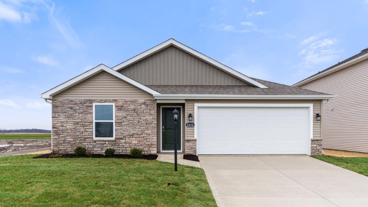 casa en Grasslands at Broad Acres por D.R. Horton