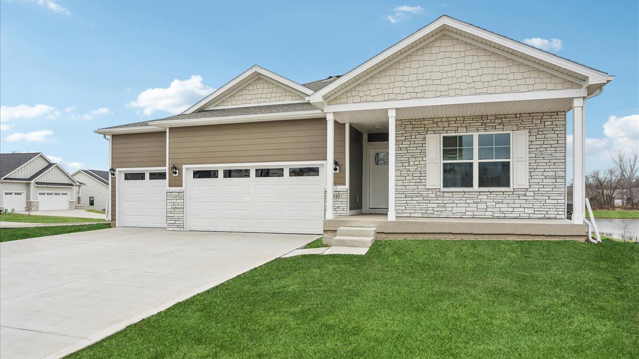 Highland Meadows por D.R. Horton en Des Moines Iowa