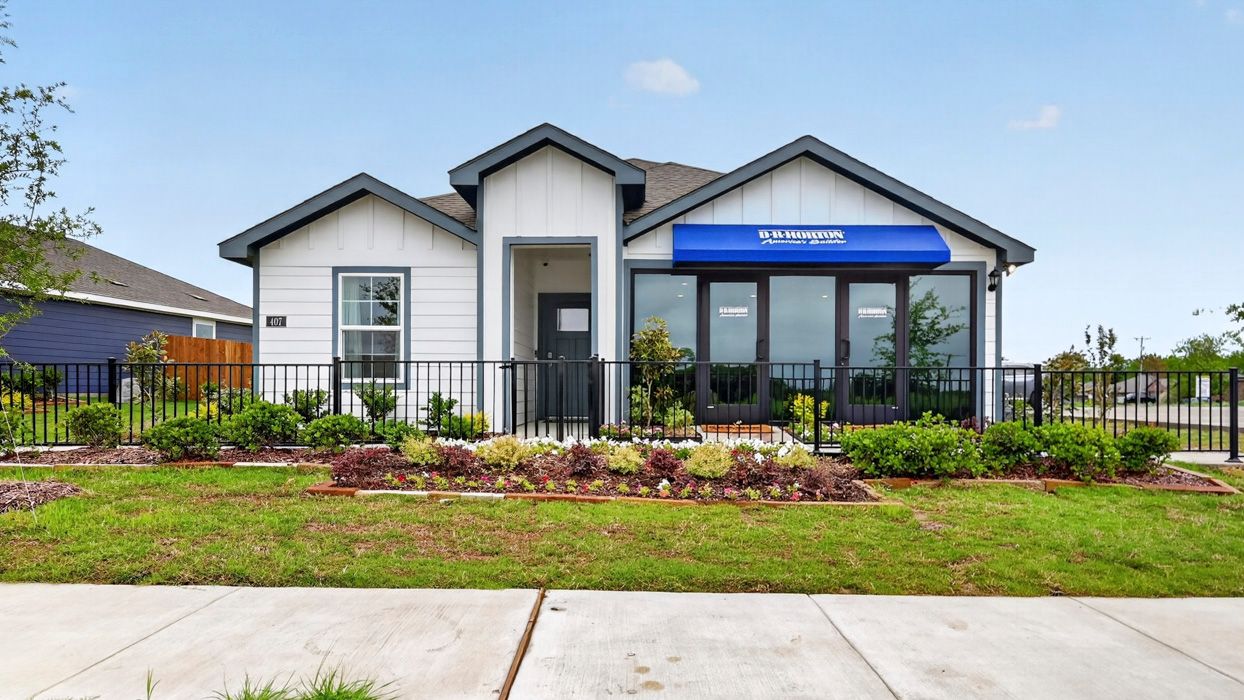 casa en The Hills of Sherman por D.R. Horton