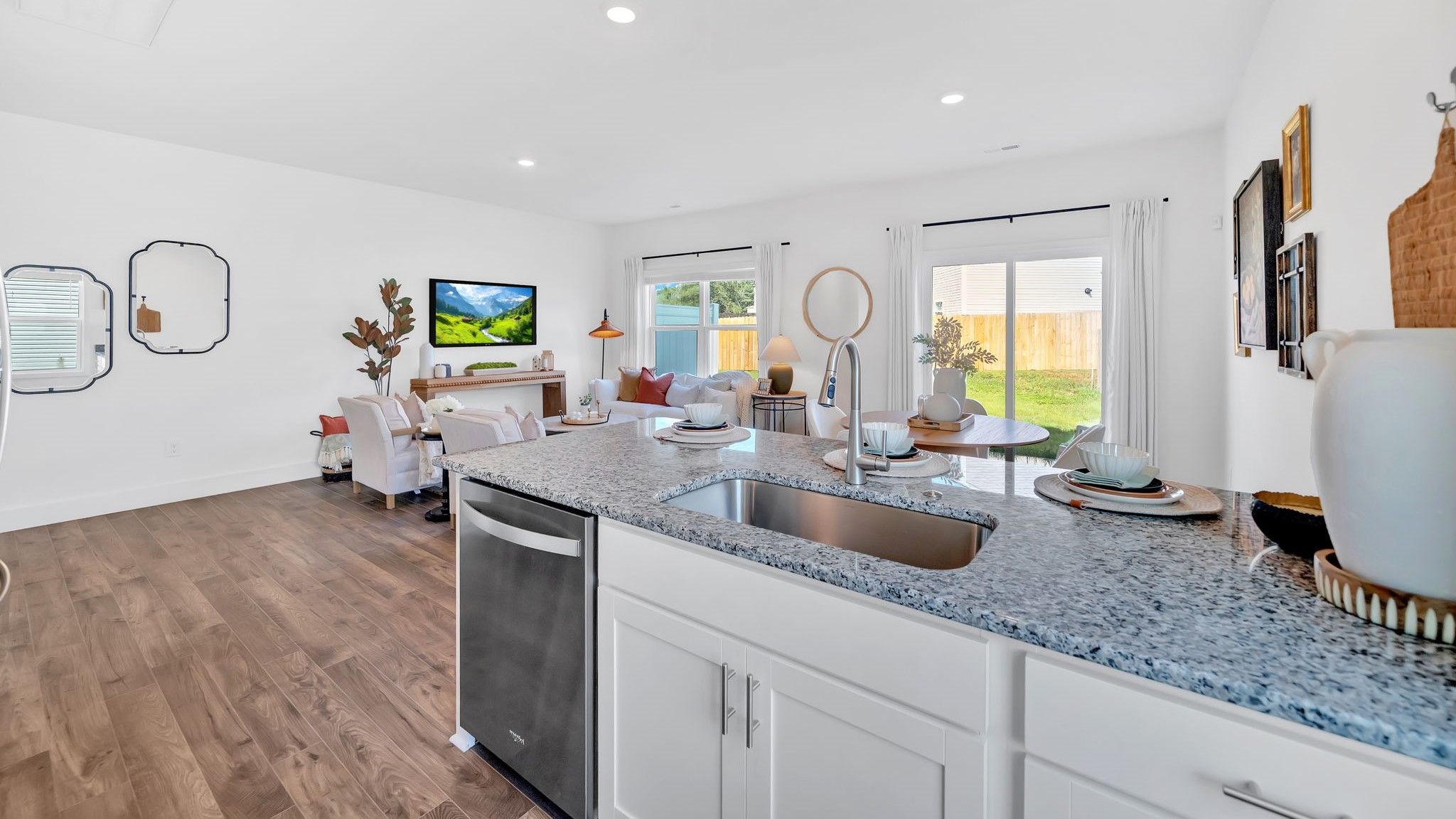 Mitchell Townhome - The Arbor Townhomes: Kingsport, Tennessee - D.R. Horton