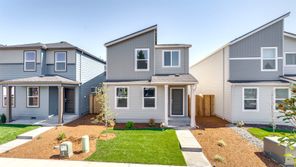 1107 SE 193rd Place (Wallace)