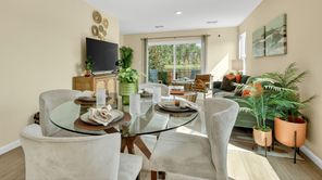 5882 VICTORIA CREEK LANE (GREYSON II)