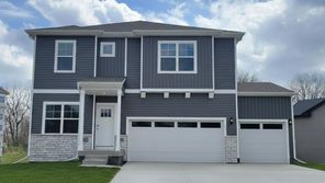 133 8TH AVE NE (Holland)