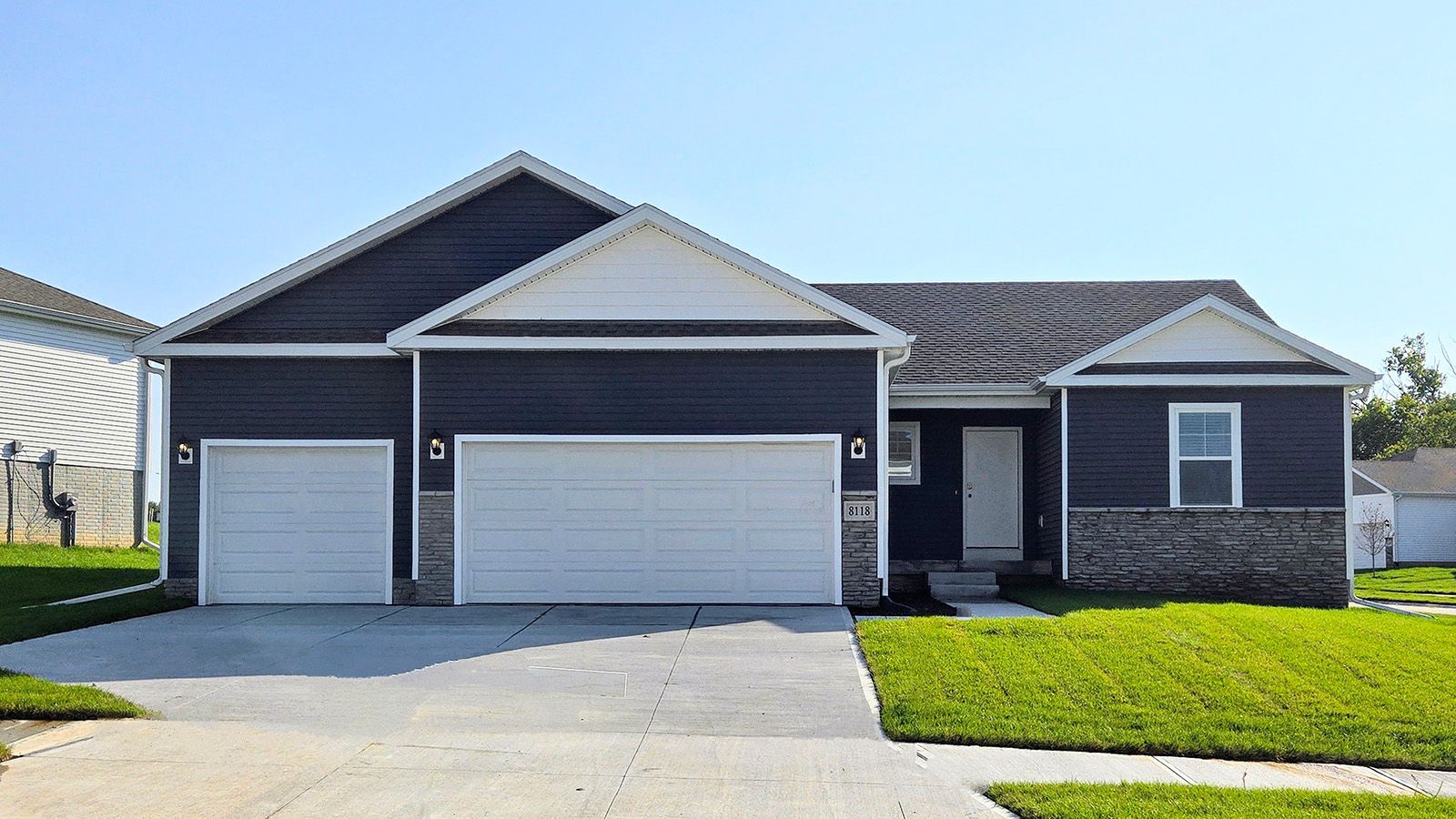 Reagan - Majestic Pointe II: Bennington, Nebraska - D.R. Horton