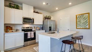 130 MATTIE COURT (MEDFORD)