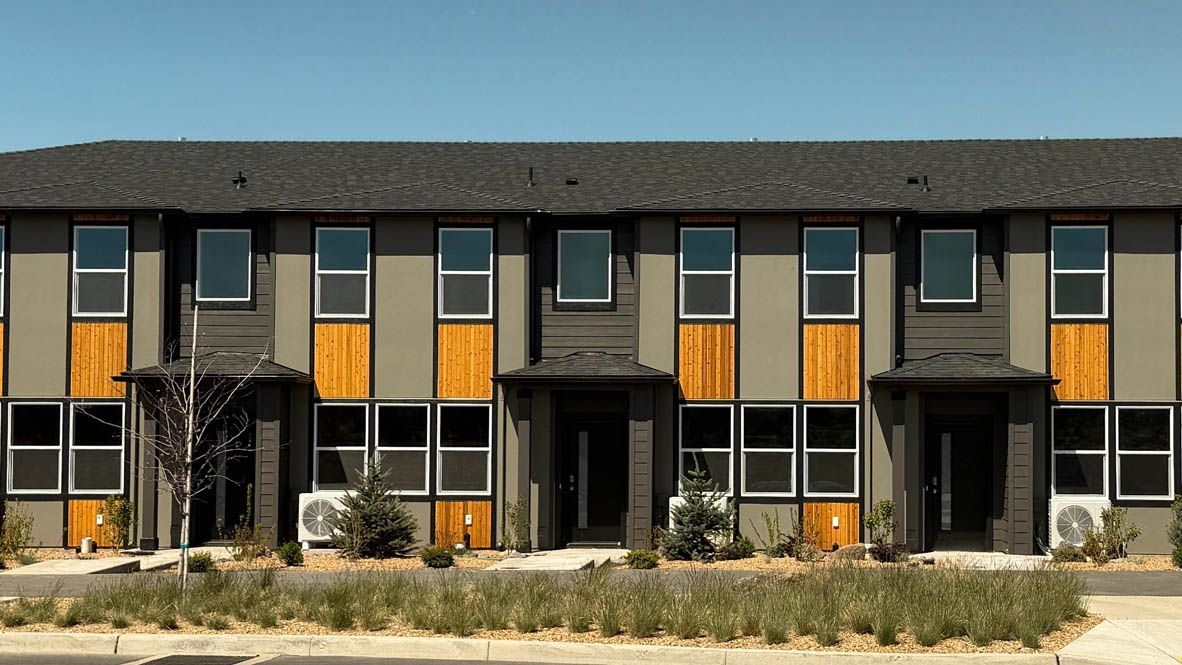 Aspen II - Stevens Ranch Townhomes: Bend, Oregon - D.R. Horton