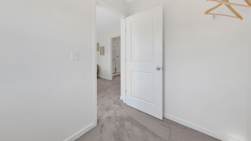 Altamont Townhome - Cherokee Crossing: Kodak, Tennessee - D.R. Horton