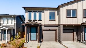 6215 SE 15TH STREET (Glacier)
