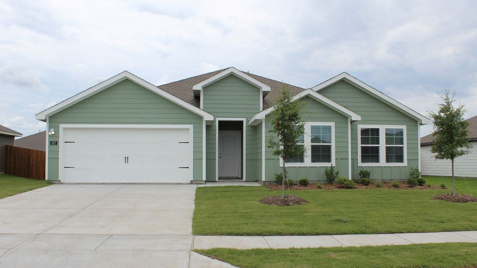 HOLDEN - Waverly Estates: Josephine, Texas - D.R. Horton