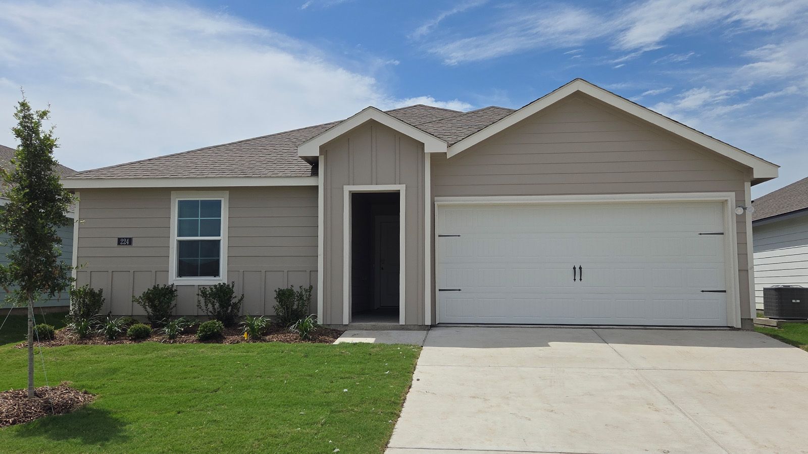 Bellvue - Wildwood: Royse City, Texas - D.R. Horton