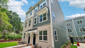 806 Hammers Lane (Carlton)