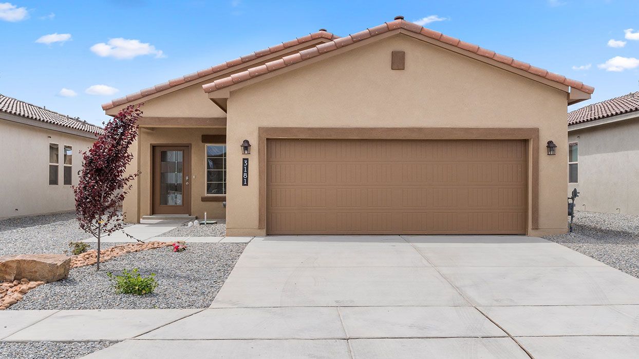 The Sydney - Los Diamantes Phase III: Rio Rancho, New Mexico - D.R. Horton Basic