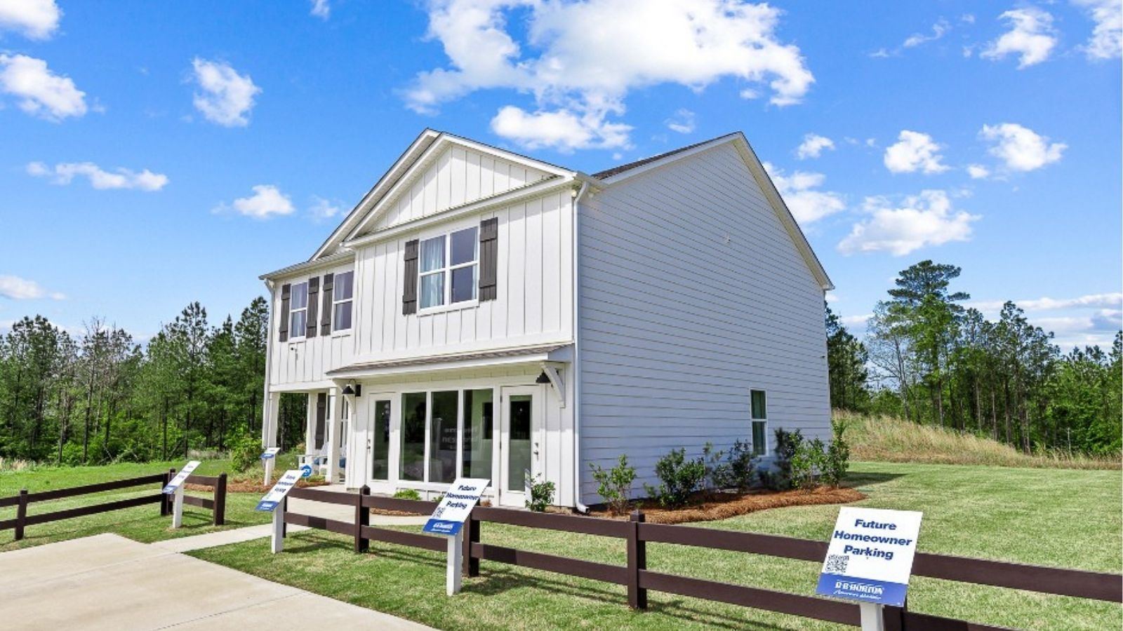 casa en Saddlewood Trails por D.R. Horton Basic