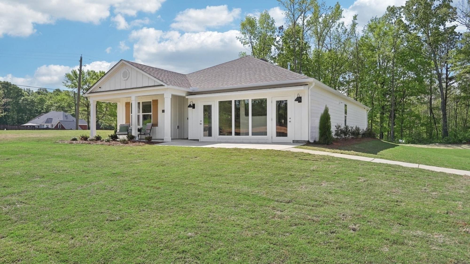 casa en Willow Trace por D.R. Horton Basic