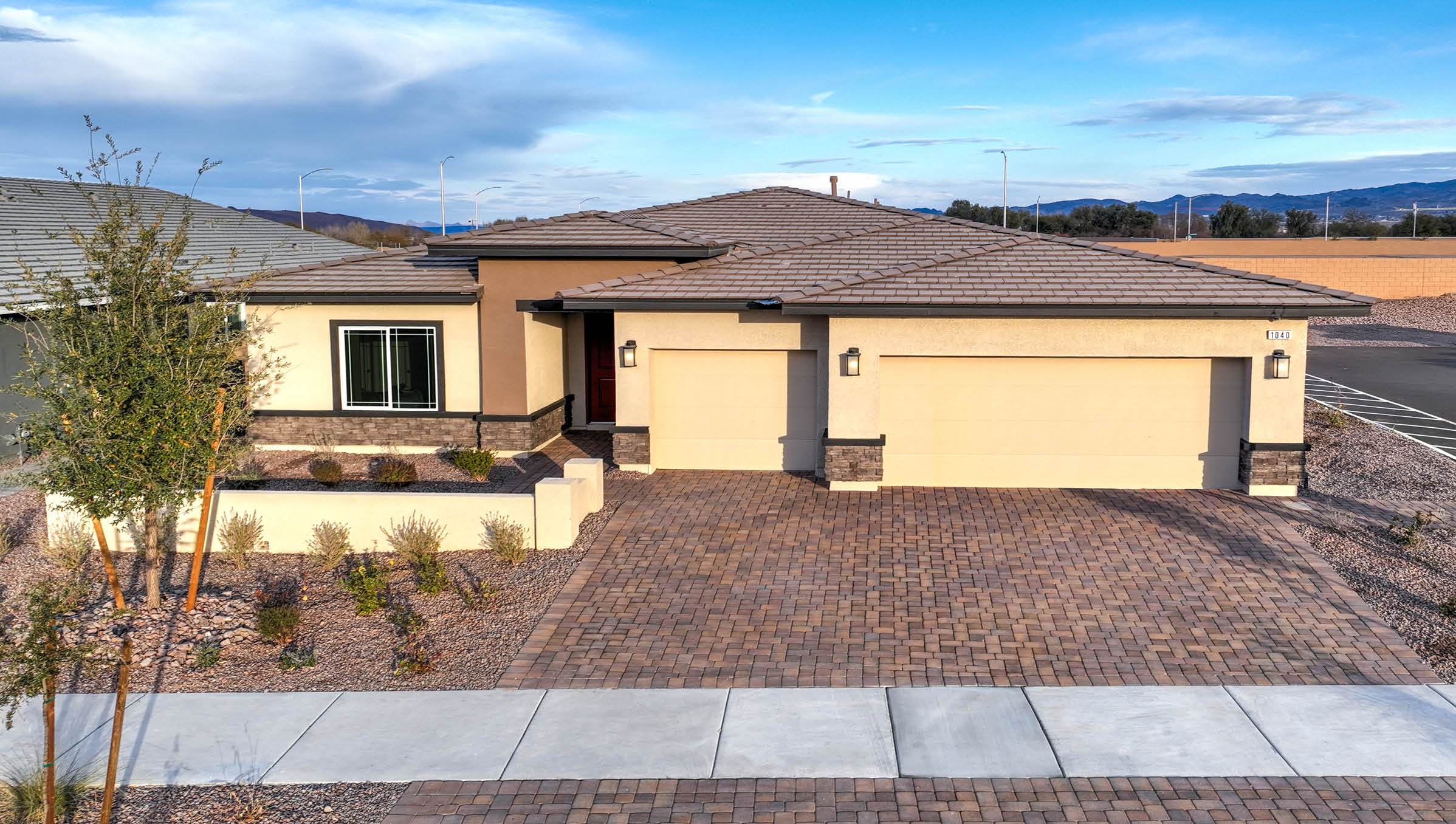 1040 Gentle Swan St. Henderson, NV 89011