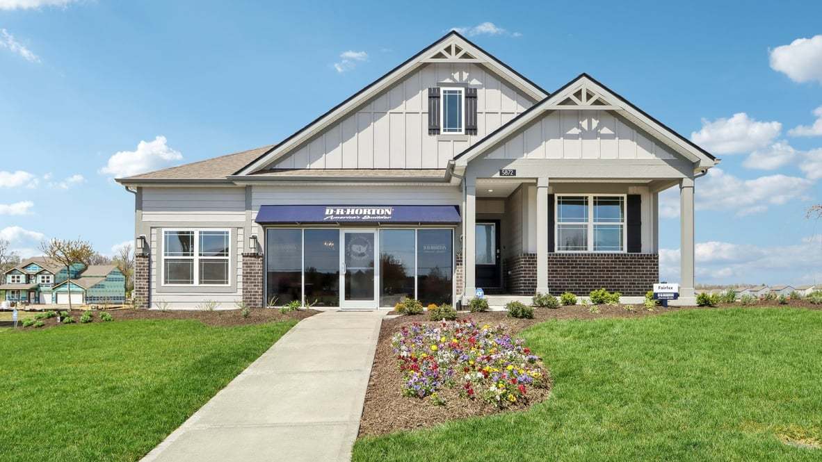 casa en Meadows at Belleview por D.R. Horton Basic