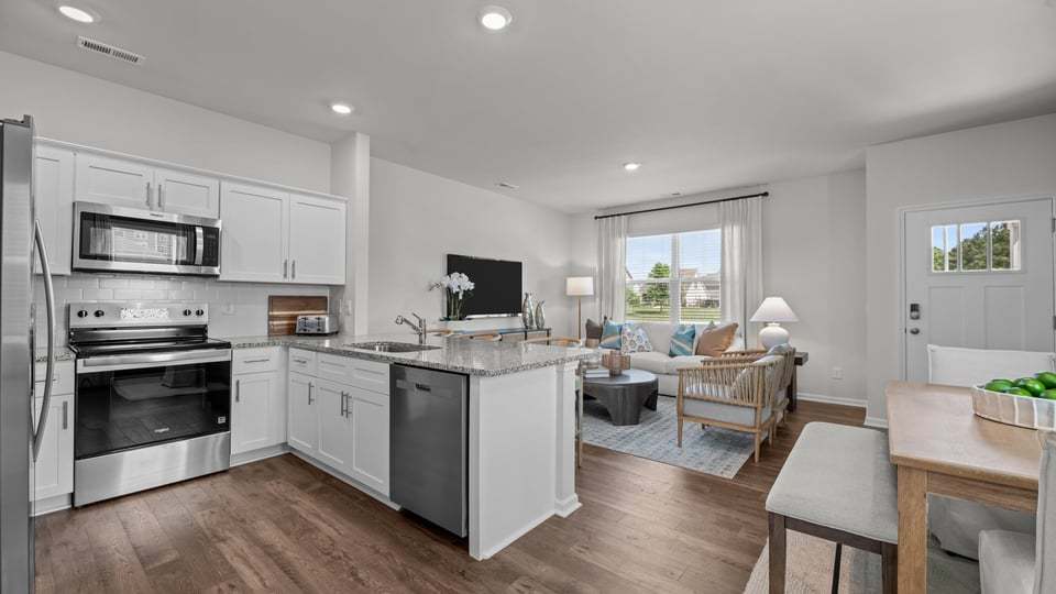 casa en Clock Road Townhomes por D.R. Horton Basic