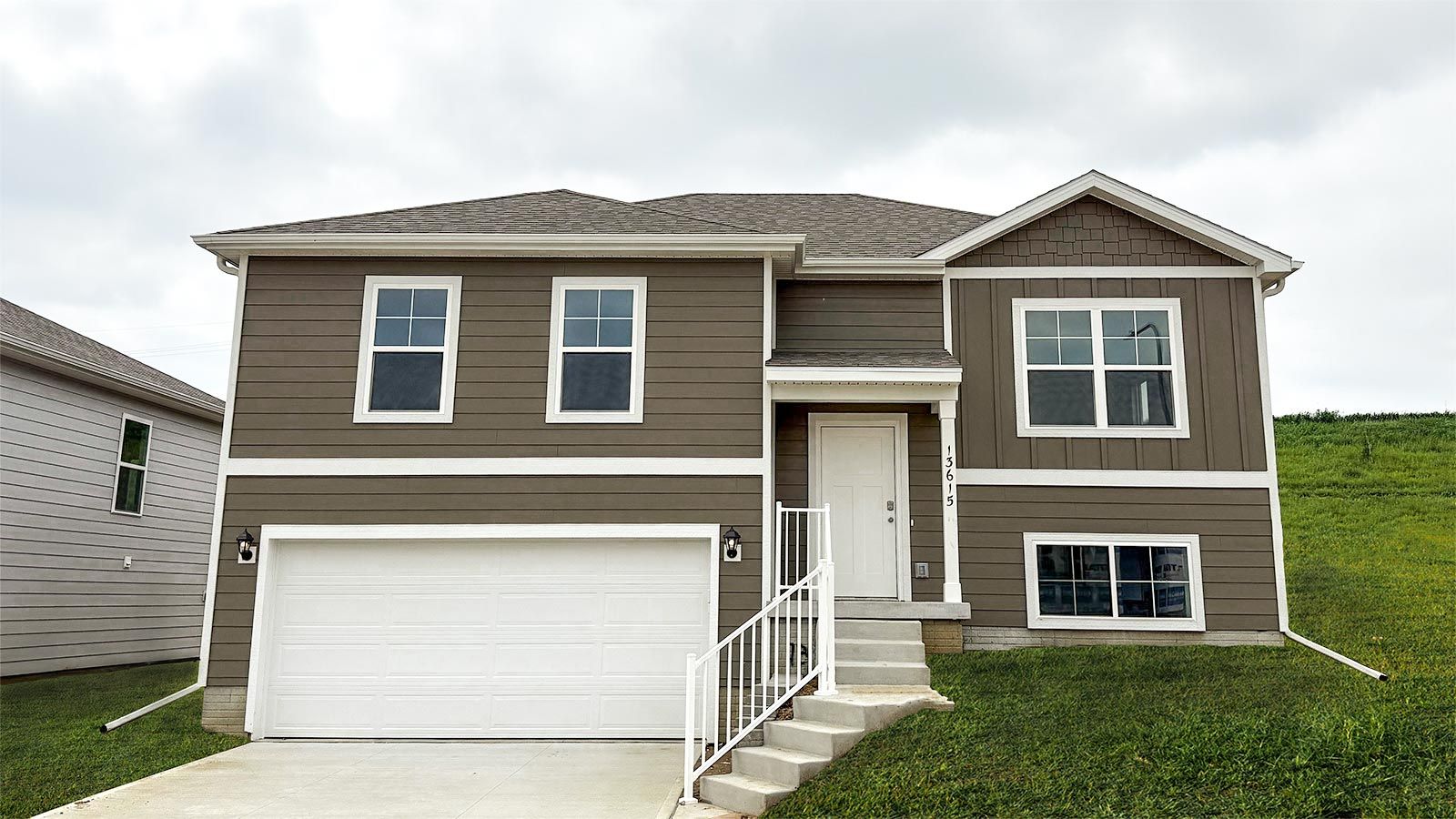 Fremont - Deer Crest: Omaha, Nebraska - D.R. Horton