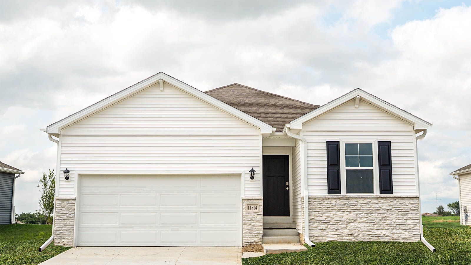 ABBOTT - Deer Crest: Omaha, Nebraska - D.R. Horton