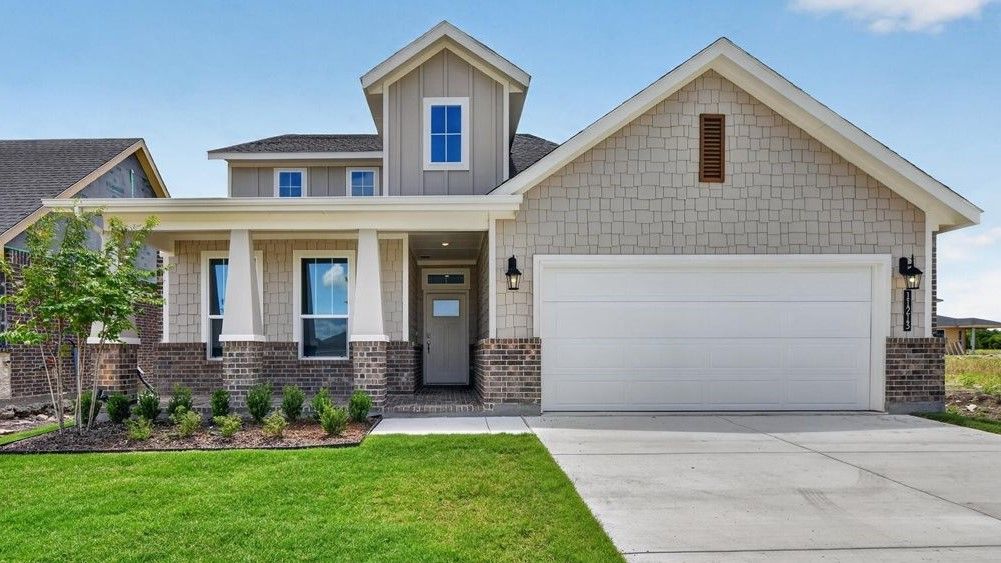 11725 Canopy Trail. Justin, TX 76247