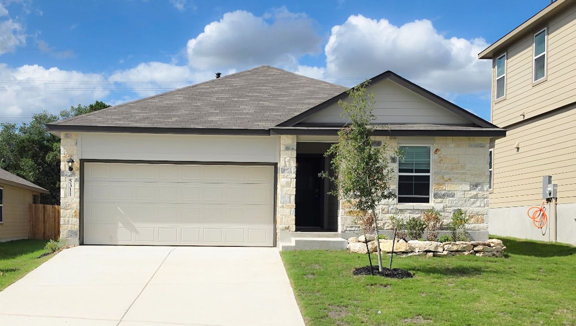 The Harris - Brookstone Creek: San Antonio, Texas - D.R. Horton