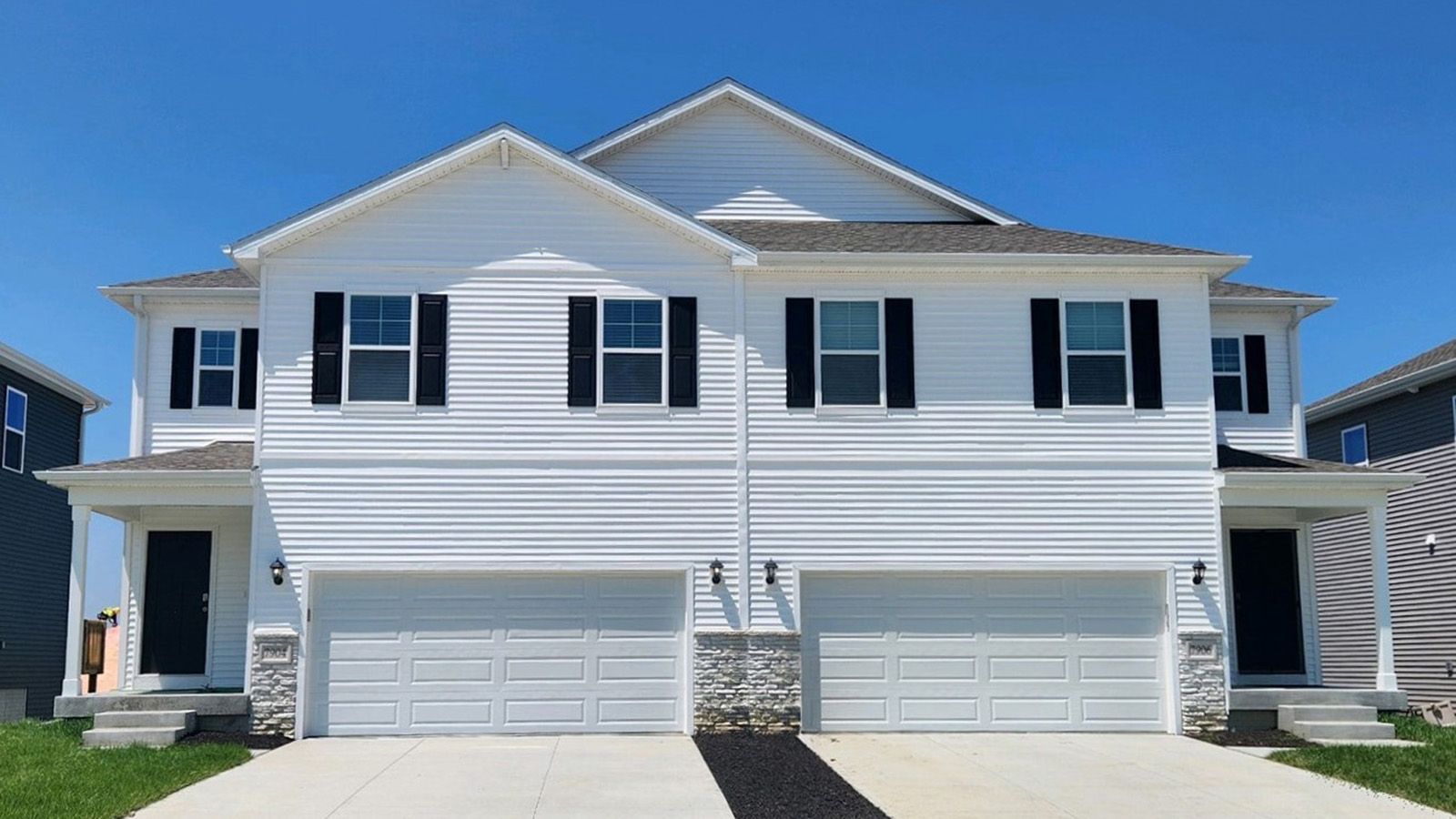 Majestic Pointe Twinhomes - Bennington, NE