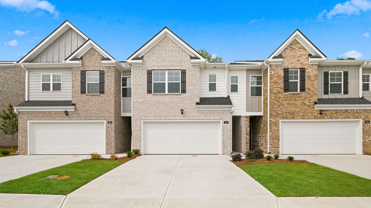 Salisbury - Independence Villas and Townhomes: Loganville, Georgia - D.R. Horton