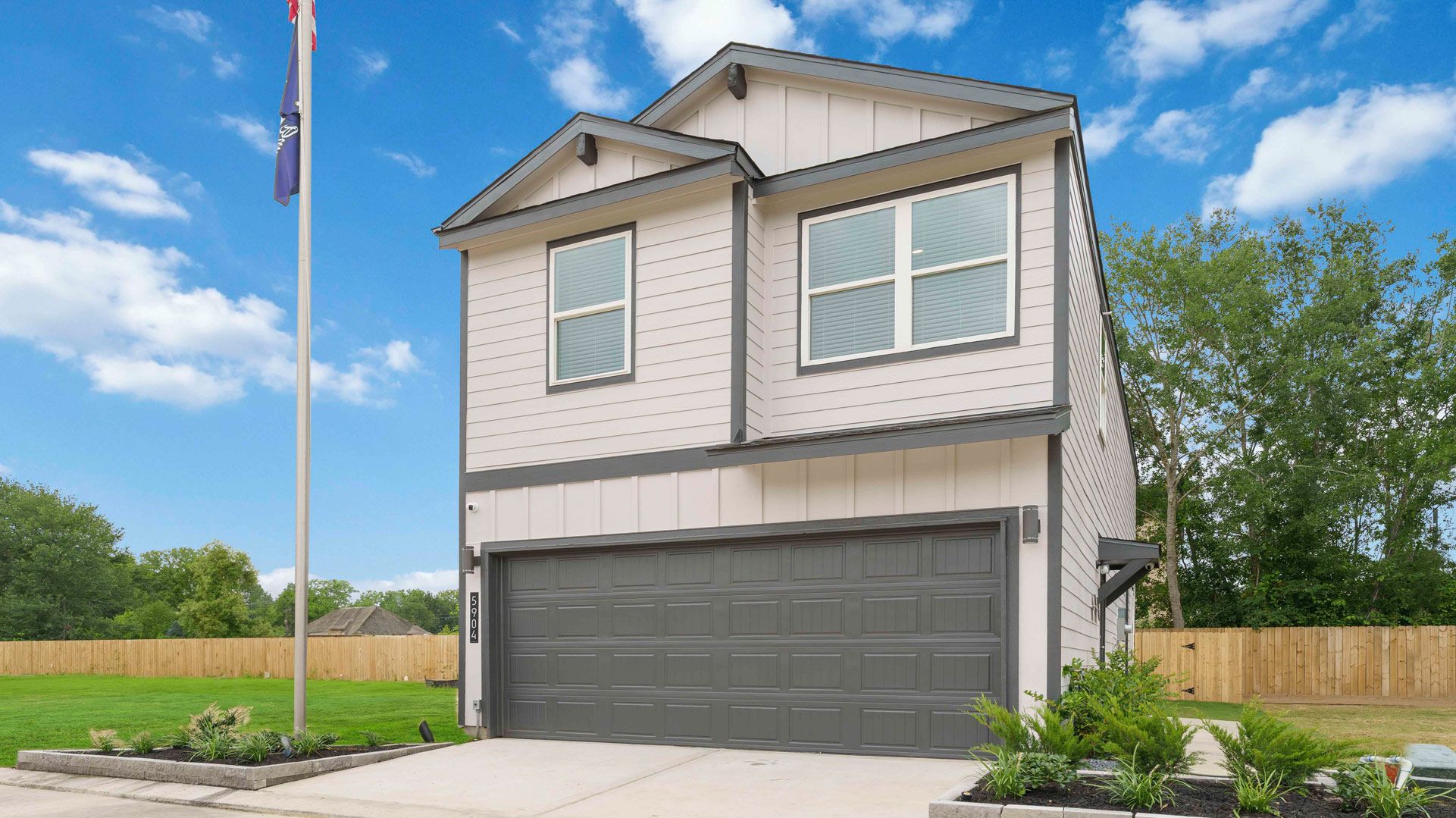 Mansfield Estates por D.R. Horton Basic en Houston Texas