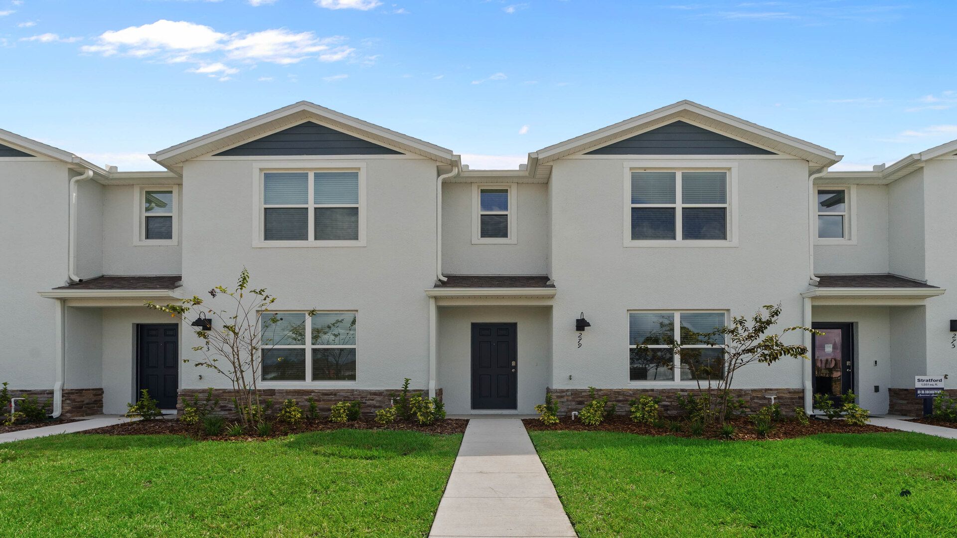 STERLING - INTERIOR UNIT - Preston Cove: Saint Cloud, Florida - D.R. Horton