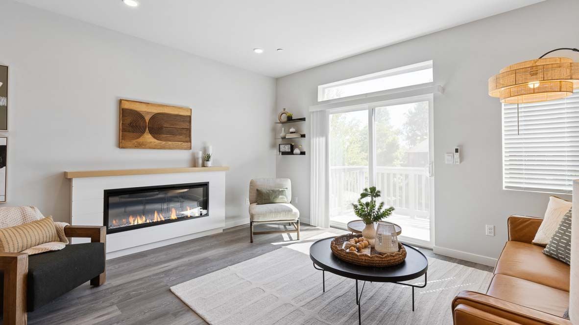 Capri - The Alder: Lynnwood, Washington - D.R. Horton