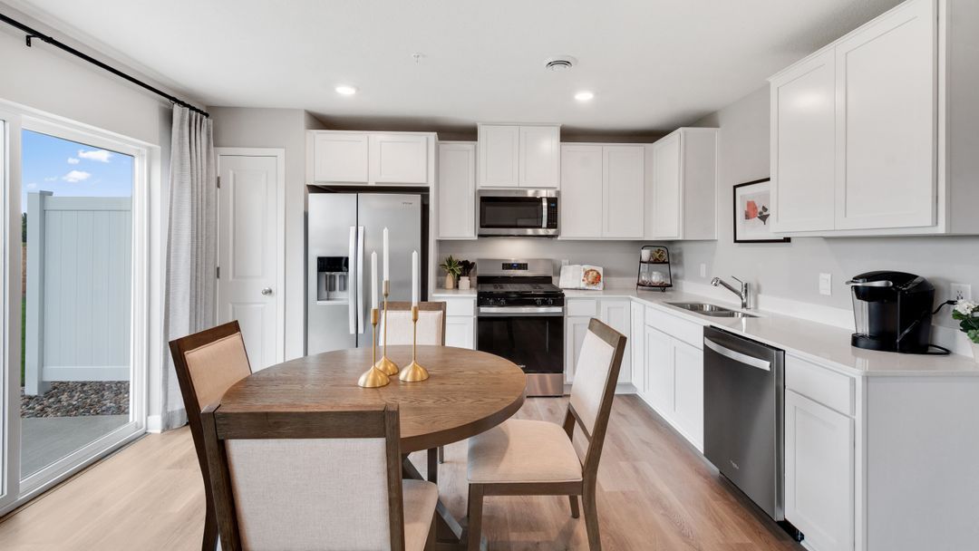 The Finley - Ardan Place Townhomes: Rosemount, Minnesota - D.R. Horton