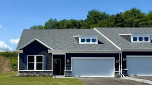 334 Gleneagles Dr (Bristol-Duplex)