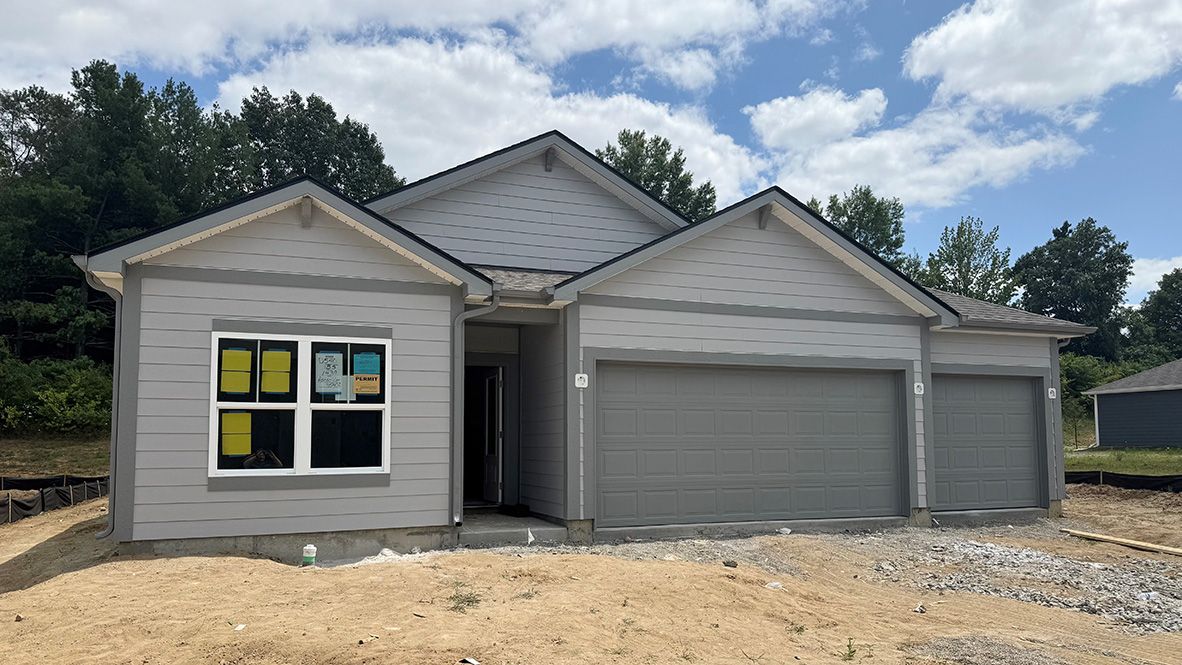 Fairfax - Meadows at Belleview: Greenwood, Indiana - D.R. Horton Basic