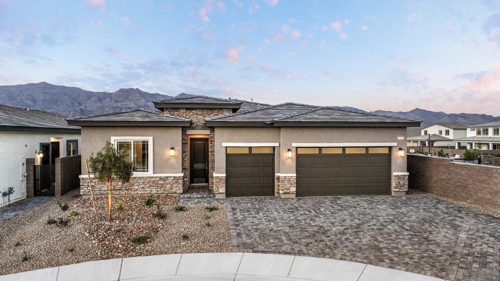 1004 Ryan River Pl. North Las Vegas, NV 89084