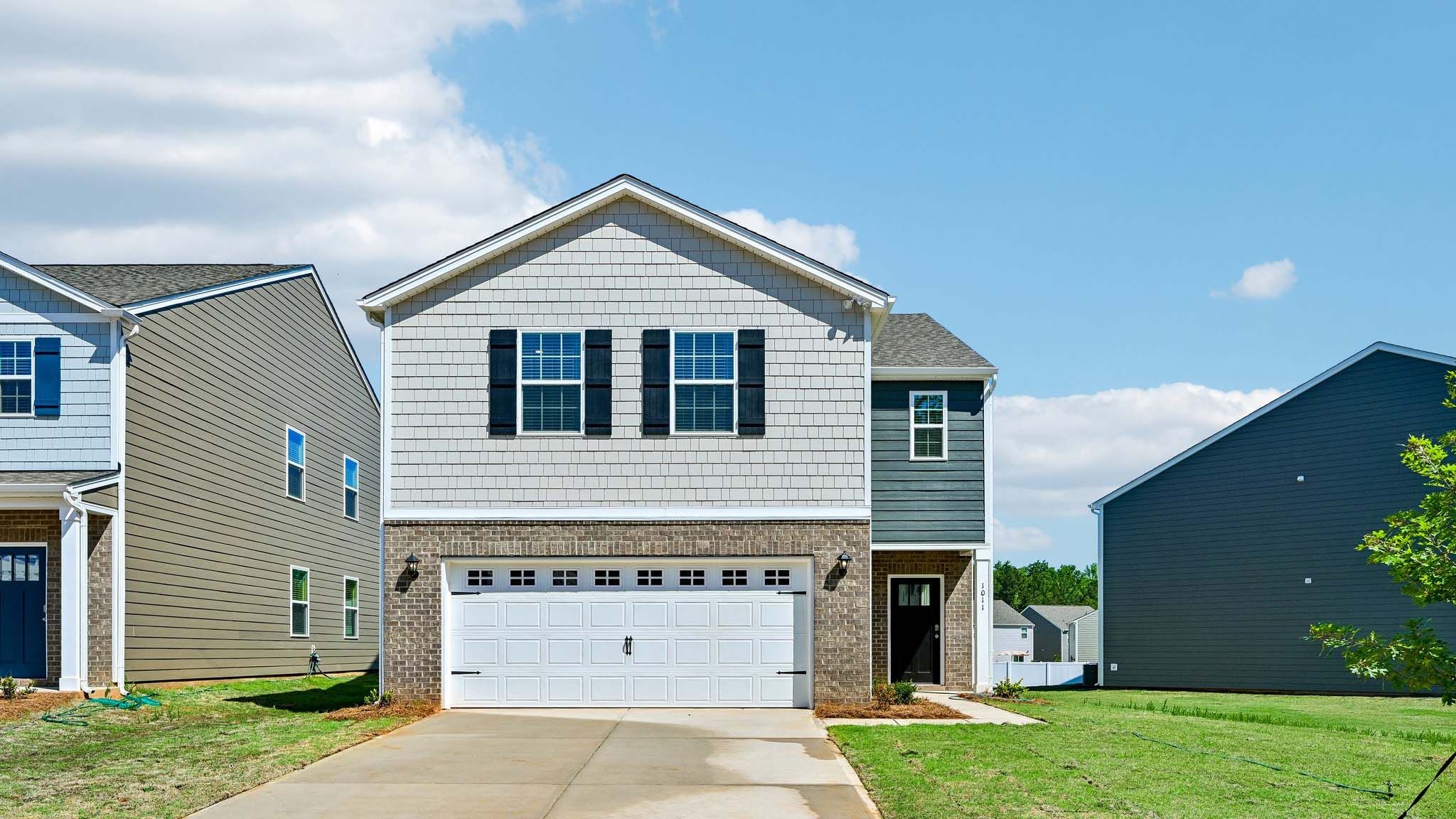 Elston - The Hamptons at Hickory: Hickory, North Carolina - D.R. Horton