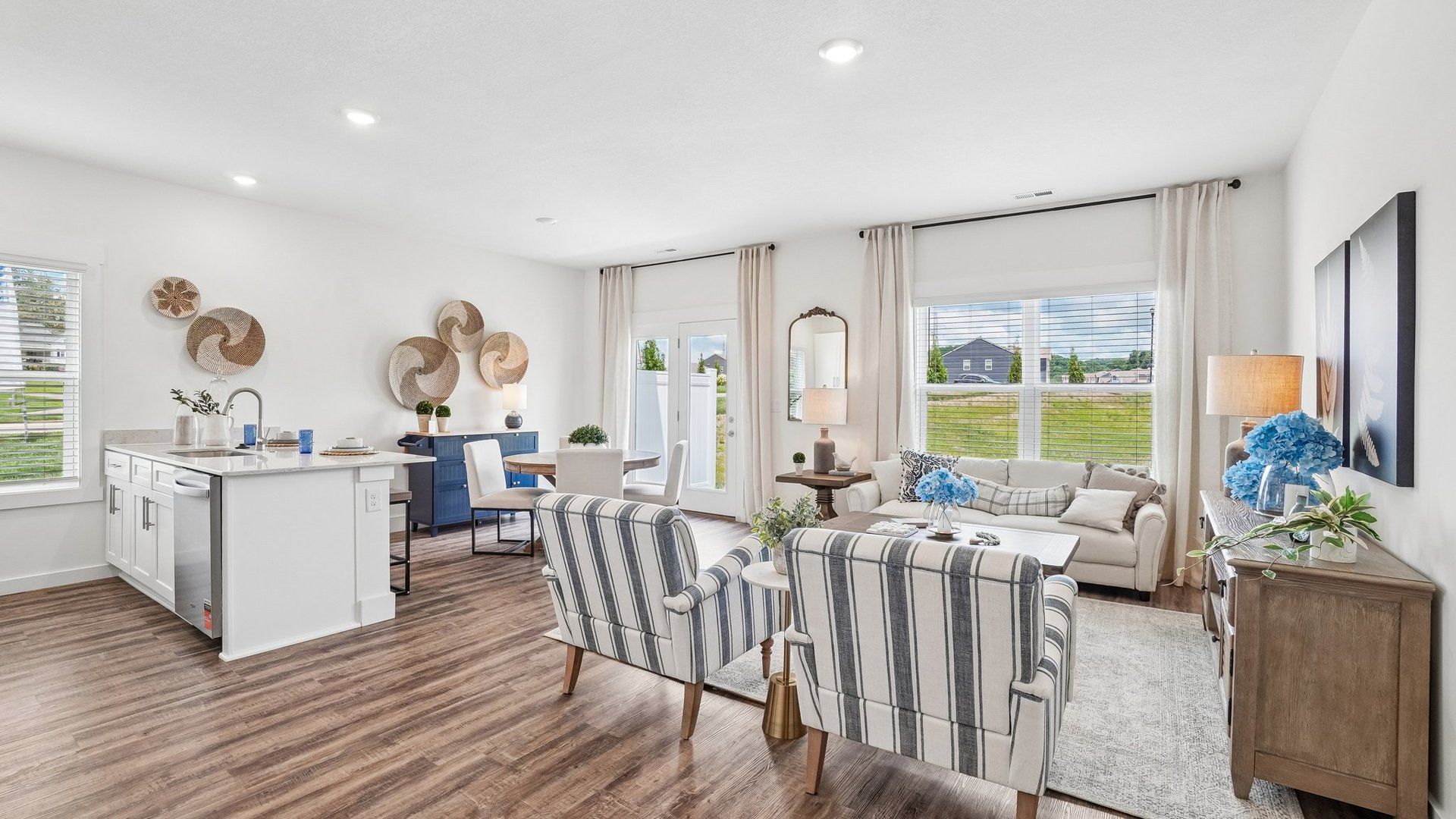 casa en Fieldcrest Acres Townhomes por D.R. Horton