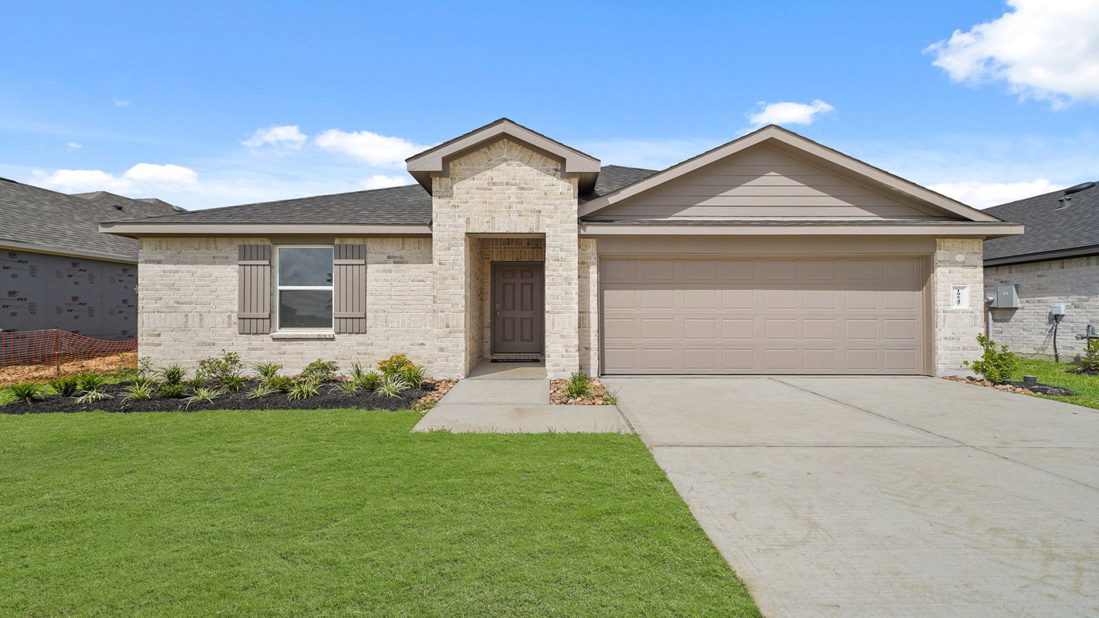 Texas Cali - Cypress Green: Hockley, Texas - D.R. Horton Basic