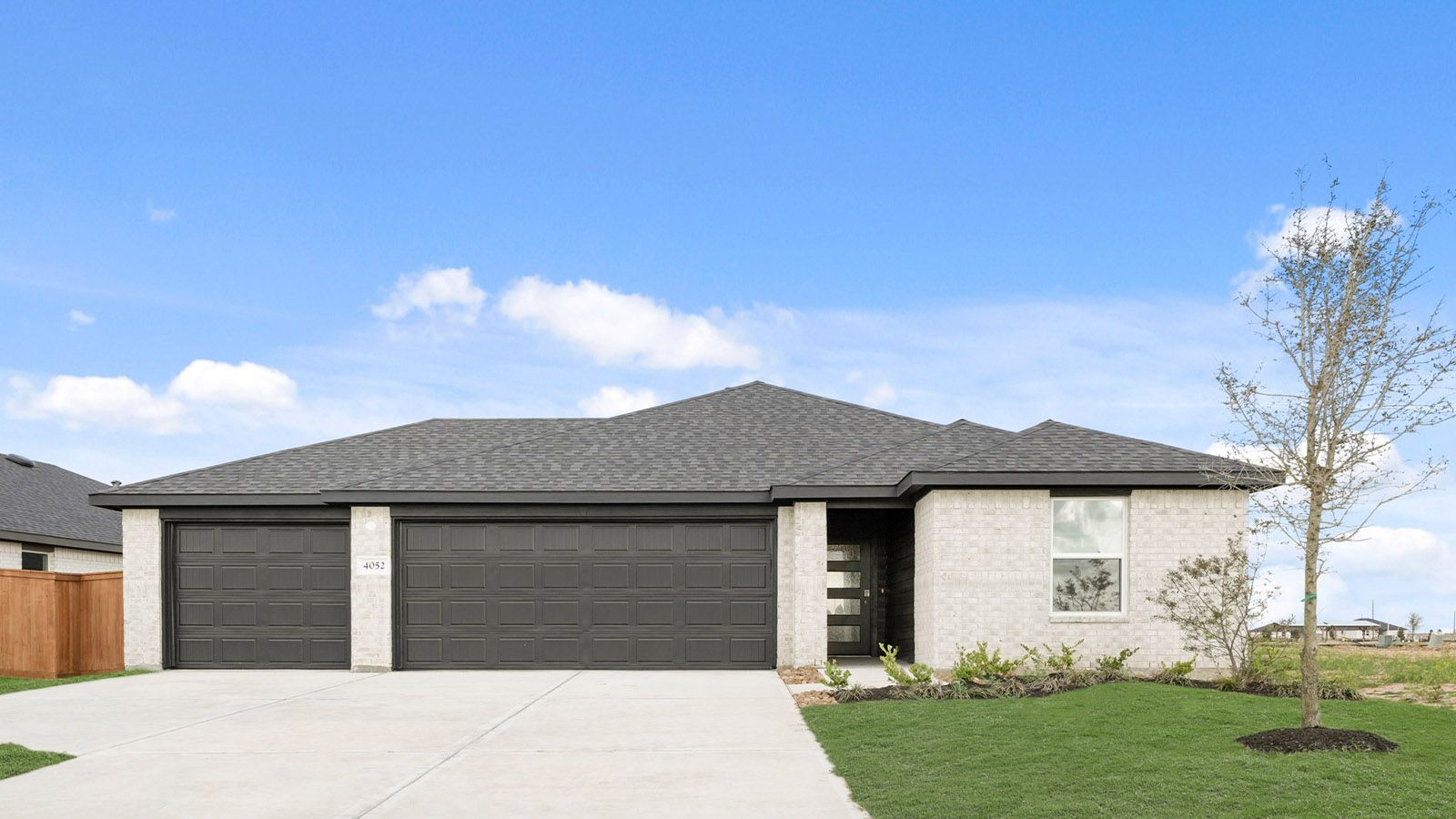 Easton - Sunterra Lakes: Brookshire, Texas - D.R. Horton Basic
