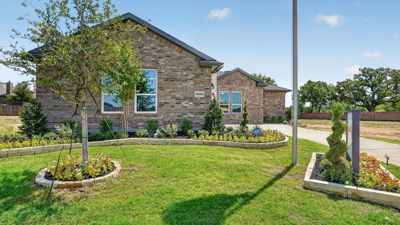 Liberty Hill - Eden Ranch: Arlington, Texas - D.R. Horton