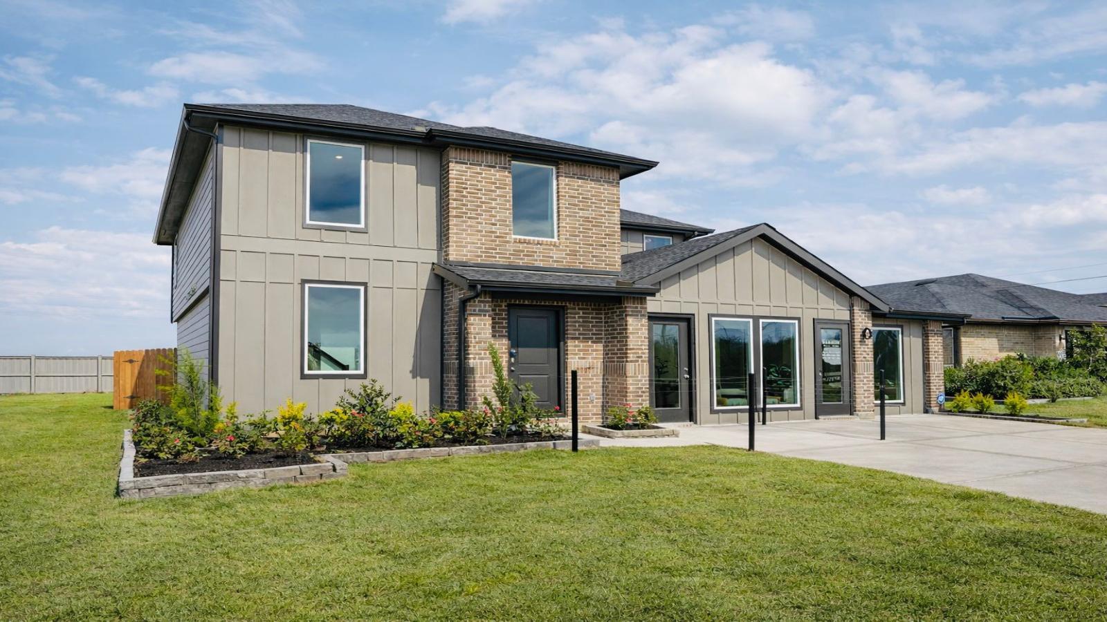 casa en Westward Pointe por D.R. Horton Basic