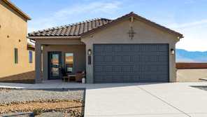 3360 Dijamant Loop SE (The Sierra)
