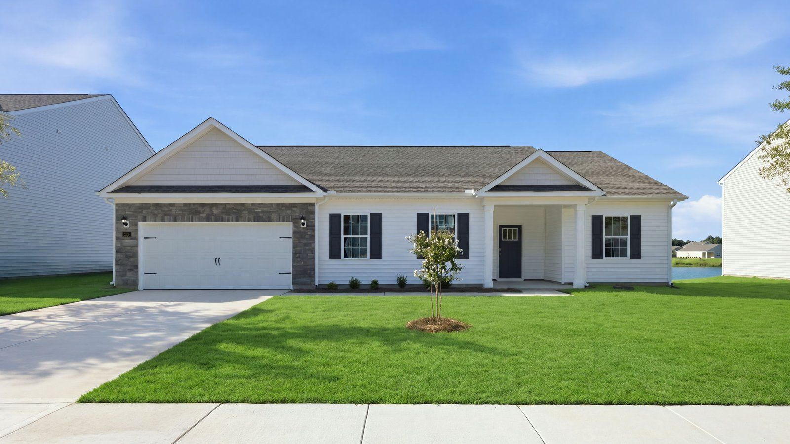 DYLAN - Tyler - Home on the Lake: New Bern, North Carolina - D.R. Horton Basic