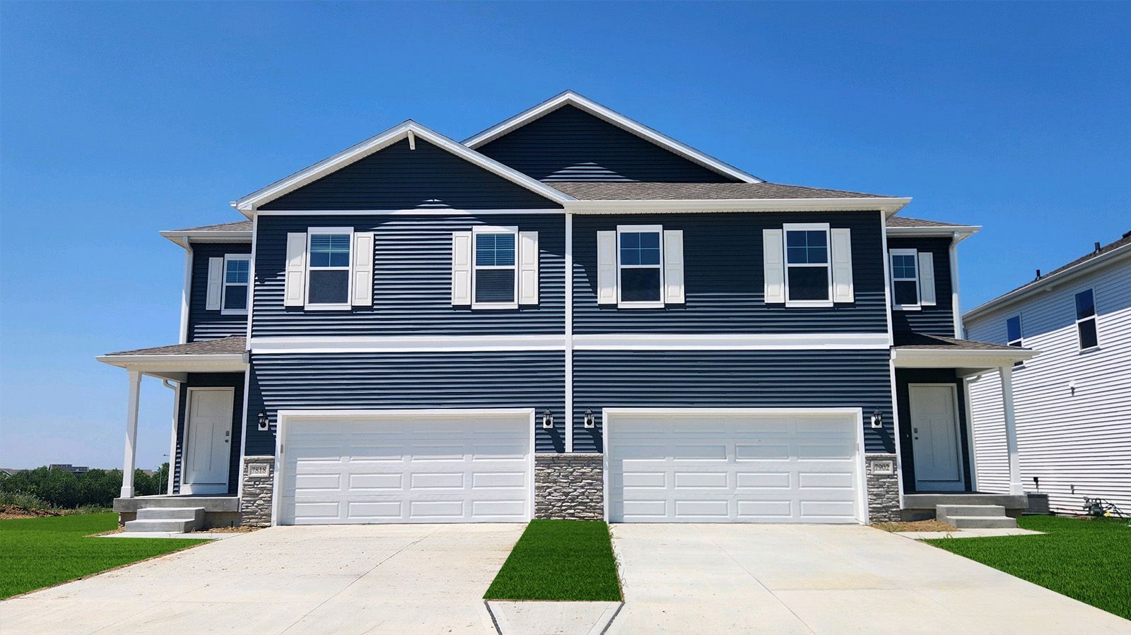 Majestic Pointe Twinhomes - Bennington, NE