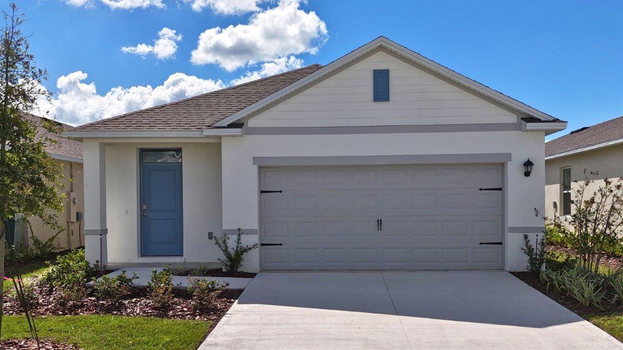 Downing II - Magnolia Pointe: Umatilla, Florida - D.R. Horton